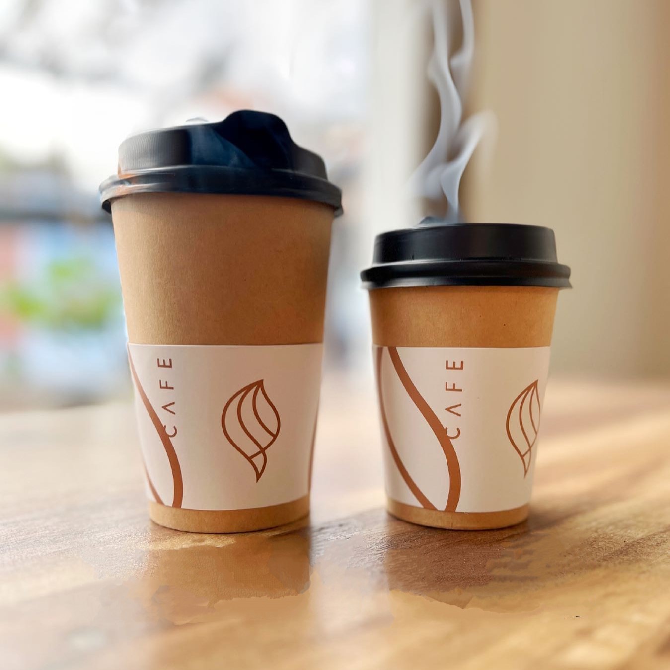 Dos cafes para llevar